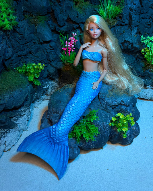 « 2003 » silicone mermaid tail for doll (doll not included)